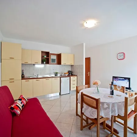 Zanze Apartment *