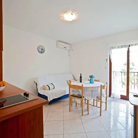Zanze Apartman *